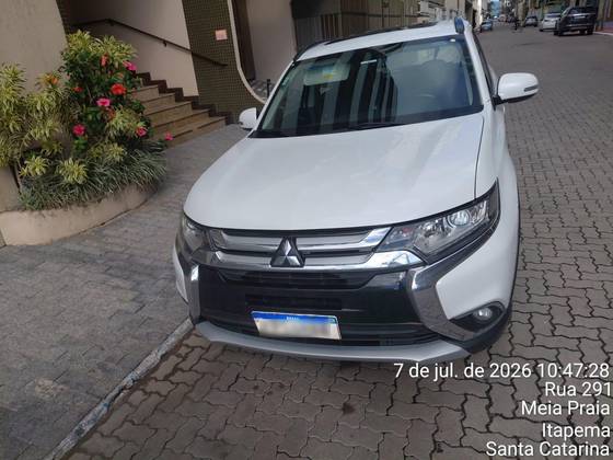 MITSUBISHI OUTLANDER 2.0 16V GASOLINA 4P AUTOMÁTICO MITSUBISHI OUTLANDER 2.0 16V GASOLINA 4P AUTOMÁTICO